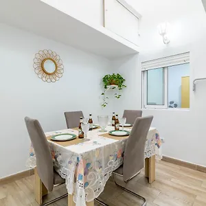  Apartamento Las Canteras Apartamento En El Centro De La Ciudad By Alterhome España